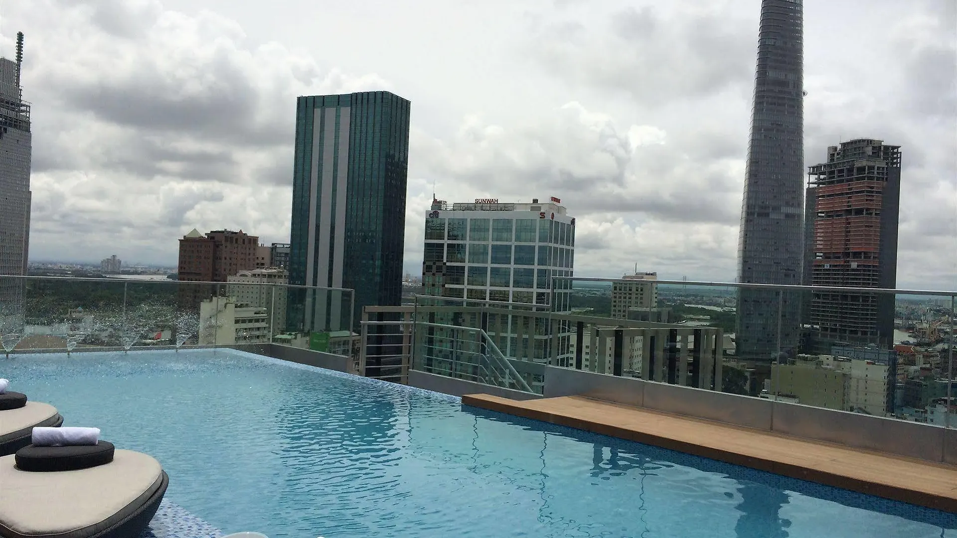 Liberty Central Saigon Citypoint Ho-Chi-Minh-Stadt 4*,